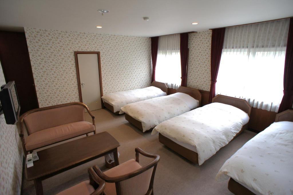Pension Candytuft Karuizawa Zimmer foto